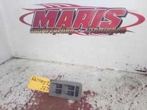 Gebruikte Elektrisch Raam Schakelaar Audi A6 Avant (C5) 2.4 V6 30V Prijs € 15,00 Margeregeling aangeboden door Autosloopbedrijf gebr. Maris