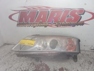 Gebruikte Koplamp links Saab 9-3 Sport Estate (YS3F) 1.8t 16V Prijs € 50,00 Margeregeling aangeboden door Autosloopbedrijf gebr. Maris