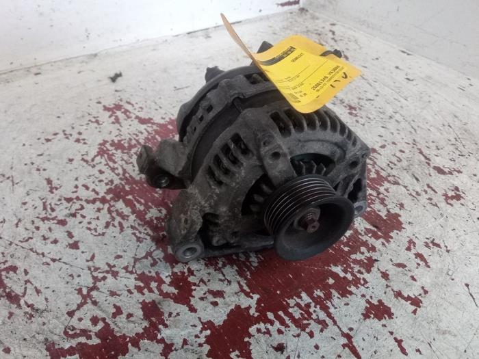 Dynamo van een Cadillac CTS I 3.2 V6 24V 2003