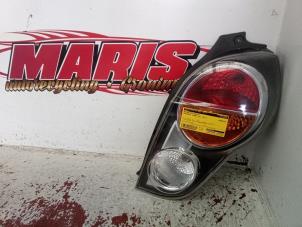 Gebruikte Achterlicht rechts Chevrolet Spark (M300) 1.0 16V Bifuel Prijs € 40,00 Margeregeling aangeboden door Autosloopbedrijf gebr. Maris