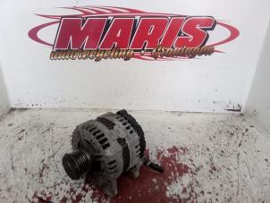 Gebruikte Dynamo Volkswagen Passat Variant (3C5) 1.6 TDI 16V Bluemotion Prijs € 45,00 Margeregeling aangeboden door Autosloopbedrijf gebr. Maris