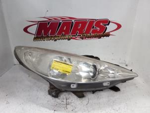 Gebruikte Koplamp rechts Peugeot 207/207+ (WA/WC/WM) 1.4 16V Prijs € 30,00 Margeregeling aangeboden door Autosloopbedrijf gebr. Maris