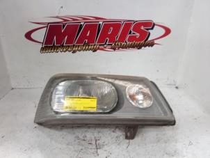 Gebruikte Koplamp rechts Citroen Jumpy (BS/BT/BY/BZ) 1.9Di Prijs € 35,00 Margeregeling aangeboden door Autosloopbedrijf gebr. Maris