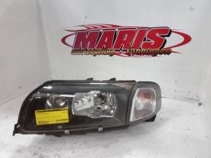 Gebruikte Koplamp links Volvo S80 (TR/TS) 2.5 T Turbo 20V Prijs € 175,00 Margeregeling aangeboden door Autosloopbedrijf gebr. Maris