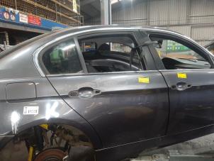 Gebruikte Deur 4Deurs rechts-achter BMW 3 serie (E90) 316i 16V Prijs € 75,00 Margeregeling aangeboden door Autosloopbedrijf gebr. Maris