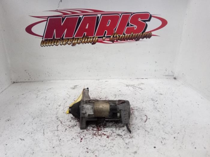 Gebruikte Startmotor Toyota Yaris (P1) 1.3 16V VVT-i Prijs € 30,00 Margeregeling aangeboden door Autosloopbedrijf gebr. Maris