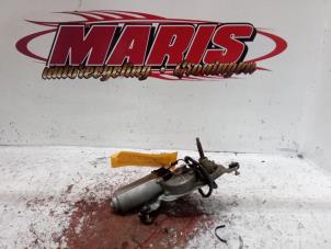 Gebruikte Ruitenwissermotor achter Daihatsu Sirion/Storia (M1) 1.0 12V Prijs € 20,00 Margeregeling aangeboden door Autosloopbedrijf gebr. Maris