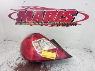 Gebruikte Achterlicht links Opel Corsa D 1.3 CDTi 16V ecoFLEX Prijs € 25,00 Margeregeling aangeboden door Autosloopbedrijf gebr. Maris