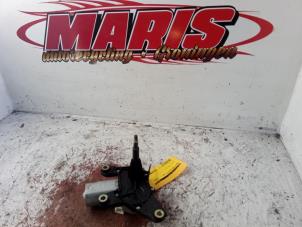 Gebruikte Motor Ruitenwisser achter Renault Grand Scénic II (JM) 1.6 16V Prijs € 25,00 Margeregeling aangeboden door Autosloopbedrijf gebr. Maris