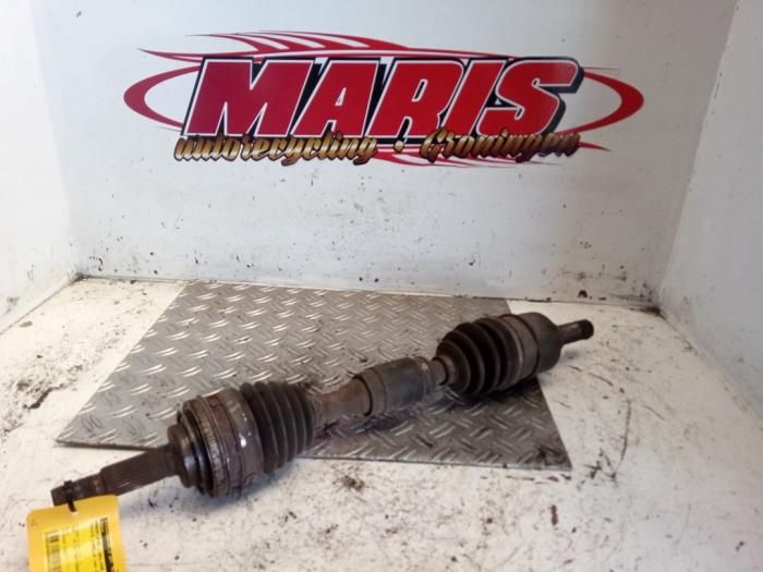 Gebruikte Steekas links-voor Toyota Corolla Wagon (EB/WZ/CD) 1.9 D Prijs € 30,00 Margeregeling aangeboden door Autosloopbedrijf gebr. Maris