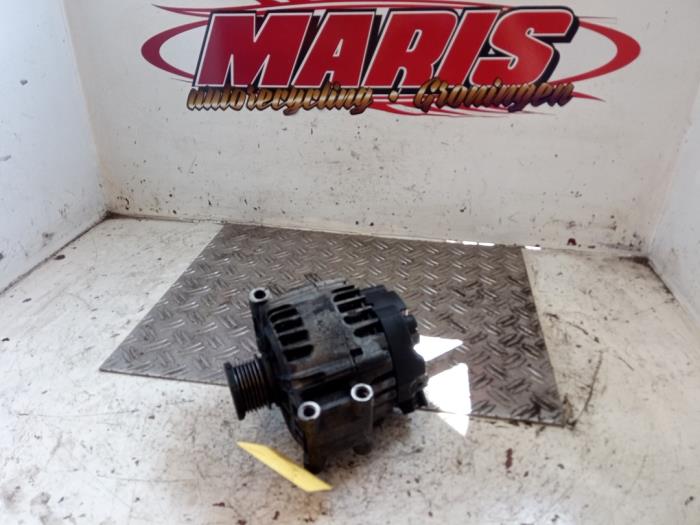 Gebruikte Dynamo Citroen DS5 (KD/KF) 1.6 16V THP 155 Prijs € 40,00 Margeregeling aangeboden door Autosloopbedrijf gebr. Maris