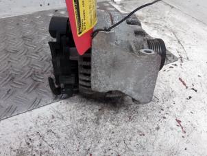 Alternator van een Alfa Romeo 159 Sportwagon (939BX) 2.2 JTS 16V 2007