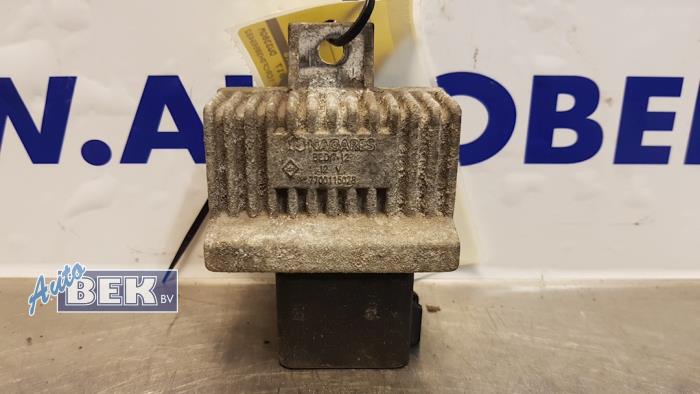 Gebruikte Koeling Module Renault Clio III (BR/CR) 1.5 dCi 85 Prijs € 15,00 Margeregeling aangeboden door Auto Bek