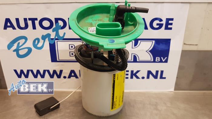 Gebruikte Benzinepomp Volkswagen Golf VII (AUA) 1.0 TSI 12V BlueMotion Prijs € 70,00 Margeregeling aangeboden door Auto Bek