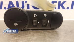 Gebruikte Mistlamp Schakelaar Hyundai i10 (F5) 1.1i 12V Prijs € 25,00 Margeregeling aangeboden door Auto Bek