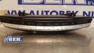 Gebruikte Bedieningspaneel Airco Mercedes S (W221) 3.0 S-320 CDI 24V Prijs € 27,50 Margeregeling aangeboden door Auto Bek