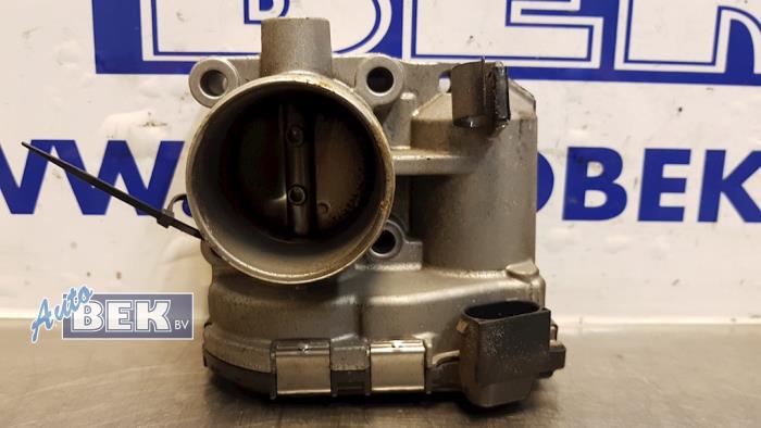 Gebruikte Gasklephuis Fiat Punto II (188) 1.4 16V Prijs € 22,50 Margeregeling aangeboden door Auto Bek