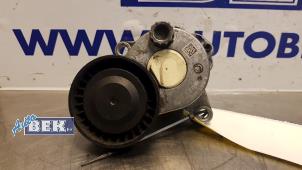 Gebruikte Spanrol Multiriem Mercedes E (W212) E-200 CDI 16V BlueEfficiency,BlueTEC Prijs € 12,50 Margeregeling aangeboden door Auto Bek