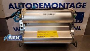 Gebruikte Airbag rechts (Dashboard) Mercedes ML II (164/4JG) 3.5 350 4-Matic V6 24V Prijs € 25,00 Margeregeling aangeboden door Auto Bek