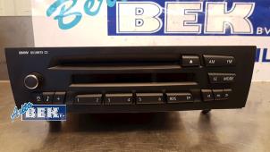 Gebruikte Radio CD Speler BMW 3 serie (E92) 320d 16V Prijs € 39,99 Margeregeling aangeboden door Auto Bek