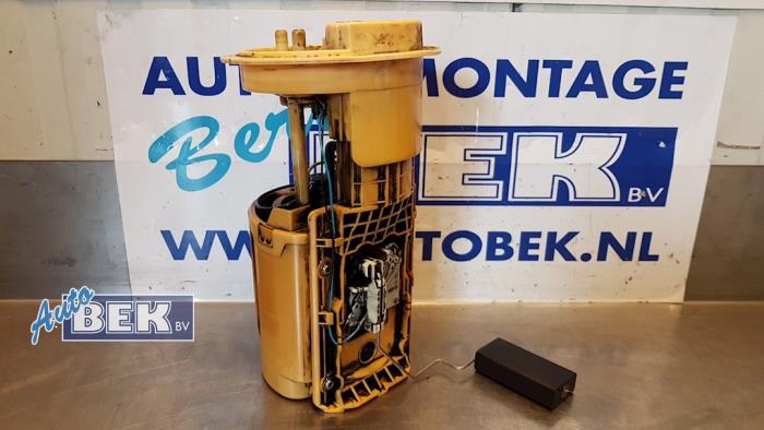 Gebruikte Tank element Pomp Audi A3 (8P1) 2.0 TDI 16V Prijs € 15,00 Margeregeling aangeboden door Auto Bek