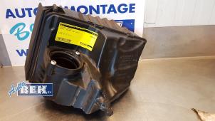 Gebruikte Luchtfilterhuis Renault Megane III Grandtour (KZ) 1.5 dCi 110 Prijs € 17,50 Margeregeling aangeboden door Auto Bek