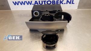 Gebruikte Asbak voor Volkswagen Golf VI (5K1) 1.6 TDI 16V Prijs € 45,00 Margeregeling aangeboden door Auto Bek
