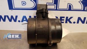 Gebruikte Luchthoeveelheidsmeter Mercedes CLS (C219) 350 CDI 24V Prijs € 25,00 Margeregeling aangeboden door Auto Bek