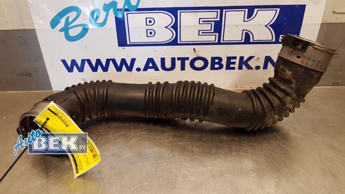 Gebruikte Intercooler Buis Mercedes B (W246/W242) 1.8 B-180 CDI BlueEFFICIENCY 16V Prijs € 22,50 Margeregeling aangeboden door Auto Bek