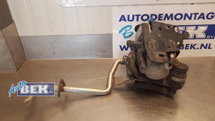 Standkachel van een Volkswagen Touran (1T1/T2) 2.0 TDI DPF 2009