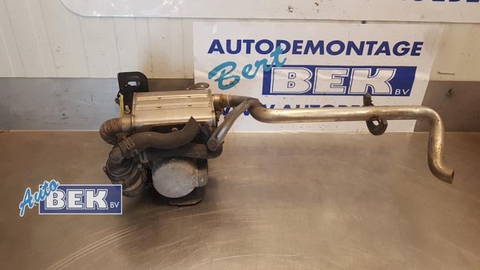 Standkachel van een Volkswagen Touran (1T1/T2) 2.0 TDI DPF 2009