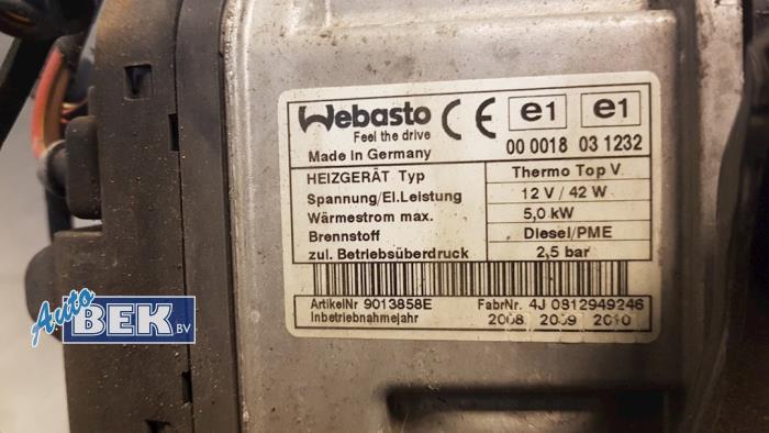 Standkachel van een Volkswagen Touran (1T1/T2) 2.0 TDI DPF 2009