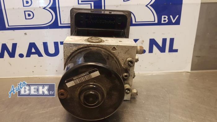 Gebruikte ABS Pomp Opel Astra H SW (L35) 1.7 CDTi 16V Prijs € 32,50 Margeregeling aangeboden door Auto Bek