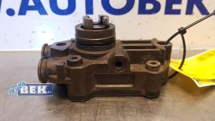 Gebruikte Opvoerpomp Mercedes E Combi (S210) 3.2 E-320 CDI 24V Prijs € 25,00 Margeregeling aangeboden door Auto Bek