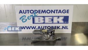 Gebruikte Ruitenwissermotor achter Mazda 2 (DE) 1.3 16V S-VT Prijs € 45,00 Margeregeling aangeboden door Auto Bek