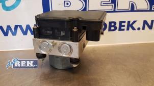 Gebruikte ABS Pomp Peugeot 108 1.0 12V Prijs € 100,00 Margeregeling aangeboden door Auto Bek