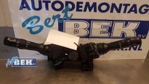 Gebruikte Schakelaar Stuurkolom (licht) Peugeot 108 1.0 12V Prijs € 70,00 Margeregeling aangeboden door Auto Bek