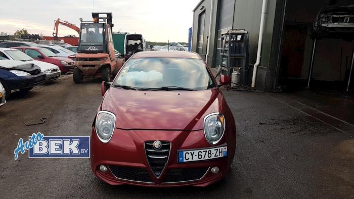 Motorsteun van een Alfa Romeo MiTo (955) 1.3 JTDm 16V Eco 2013