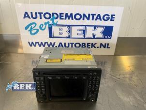 Gebruikte Radio Mercedes A (W168) 1.7 A-170 CDI 16V Prijs € 75,00 Margeregeling aangeboden door Auto Bek