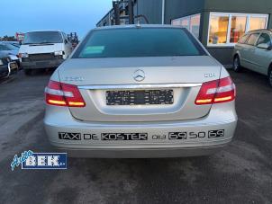 Gebruikte Achterklep Mercedes E (W212) E-250 CDI 16V BlueEfficiency Prijs € 165,00 Margeregeling aangeboden door Auto Bek