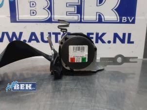 Gebruikte Veiligheidsgordel rechts-achter BMW 3 serie (E90) 316d 16V Prijs € 29,00 Margeregeling aangeboden door Auto Bek