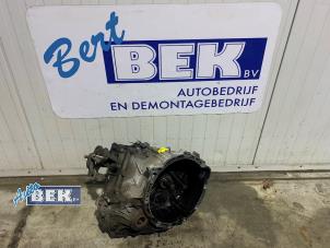 Gebruikte Versnellingsbak BMW Mini One/Cooper (R50) 1.4 D One Prijs € 450,00 Margeregeling aangeboden door Auto Bek