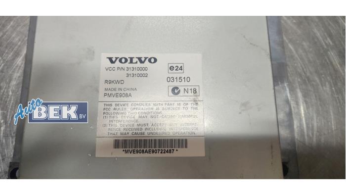 Radio versterker van een Volvo V50 (MW) 1.6 D 16V 2009