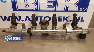 Gebruikte Injector brug BMW Mini One/Cooper (R50) 1.6 16V One Prijs € 80,00 Margeregeling aangeboden door Auto Bek