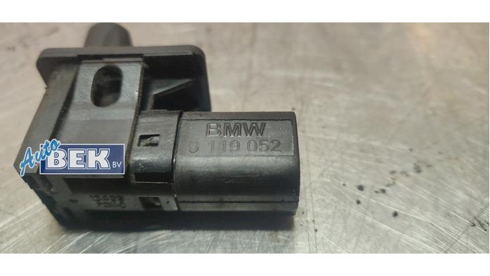 Alarm sensor van een BMW 3 serie (E90) 318d 16V 2008