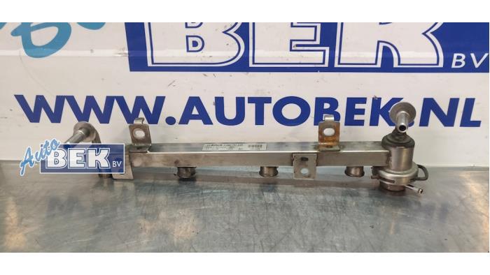 Gebruikte Common rail (Injectie) Fiat Bravo (198A) 1.4 T-Jet 16V 150 Prijs € 75,00 Margeregeling aangeboden door Auto Bek