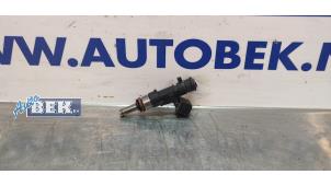 Gebruikte Injector (benzine injectie) Fiat Bravo (198A) 1.4 T-Jet 16V 150 Prijs € 35,00 Margeregeling aangeboden door Auto Bek