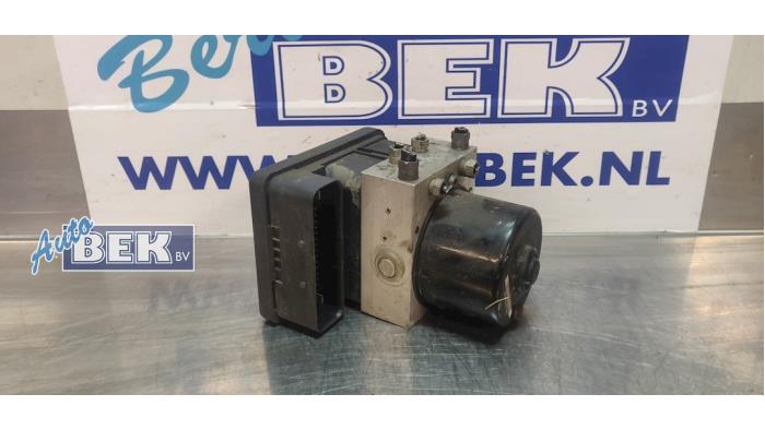 Gebruikte ABS Pomp Volvo V50 (MW) 2.0 16V Prijs € 75,00 Margeregeling aangeboden door Auto Bek