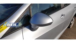 Gebruikte Spiegel Buiten links Seat Ibiza IV (6J5) 1.2 TDI Ecomotive Prijs € 70,00 Margeregeling aangeboden door Auto Bek