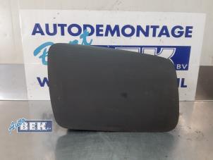 Gebruikte Airbag rechts (Dashboard) Peugeot 107 1.0 12V Prijs € 100,00 Margeregeling aangeboden door Auto Bek